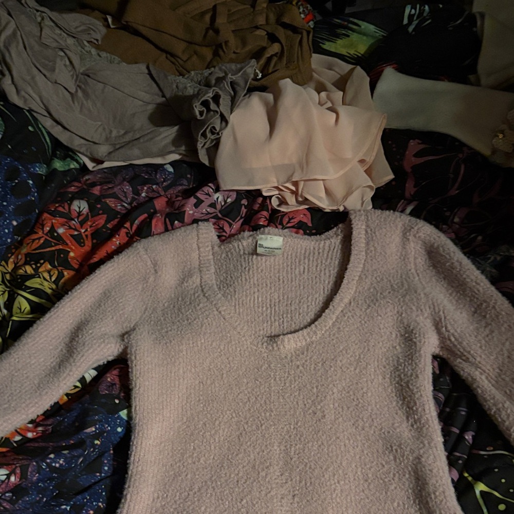 No Boundaries Light Pink Scoop Neck Sweater